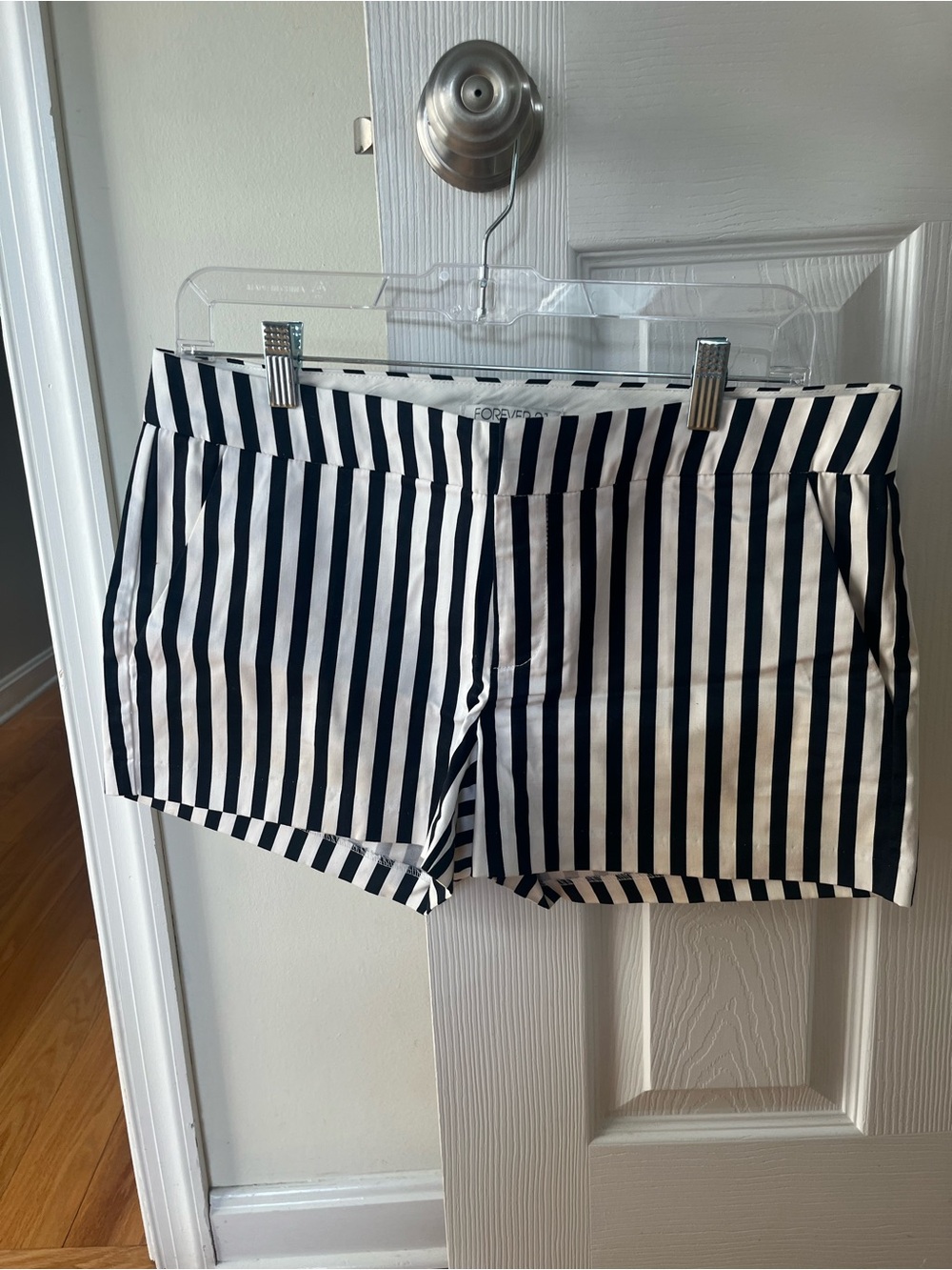 Forever 21 Black & White Vertical Stripe Women's Shorts
